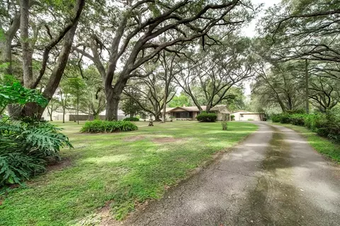 1508 Touchton Rd, Lutz, FL 33549
