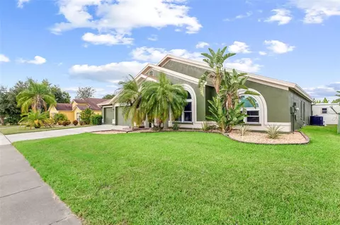 10456 Crestfield Dr, Riverview, FL 33569