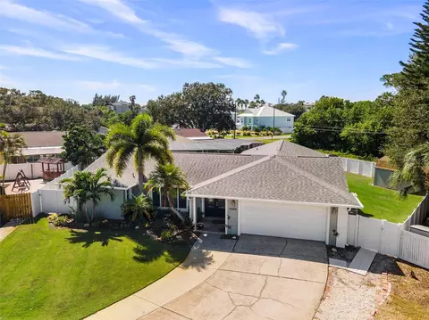 14458 91st Ave, Seminole, FL 33776