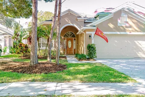 5905 Falconside Rd, Lithia, FL 33547