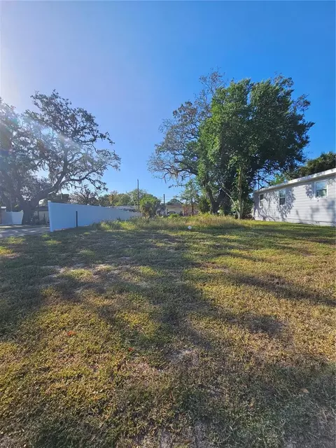 4644 Cottonwood Dr, New Port Richey, FL 34652