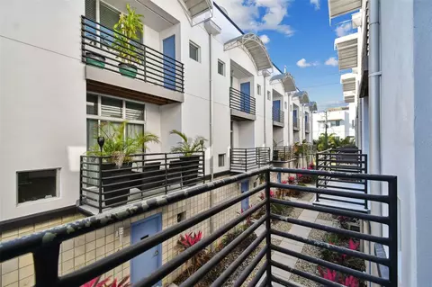 5008 S Macdill Ave #20, Tampa, FL 33611
