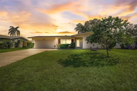 1743 Ridgeway Dr, Clearwater, FL 33755