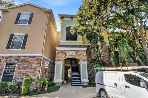 10105 Courtney Oaks Cir #201, Tampa, FL 33619