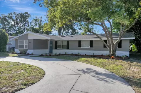 5524 Ridgewood Dr, New Port Richey, FL 34652