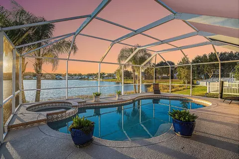2831 Butterfly Landing Dr, Land O Lakes, FL 34638