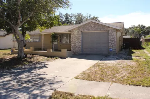 5550 Cheyenne Dr, Holiday, FL 34690