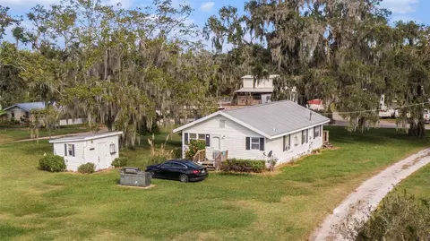 View/Area - 331 Lewis Rd, Lithia, FL 33547 photo 4 of 18