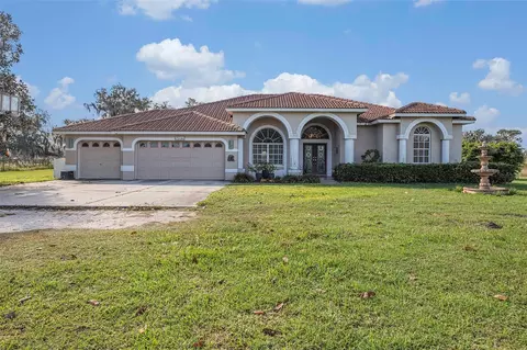 Exterior - 331 Lewis Rd, Lithia, FL 33547 photo 3 of 26