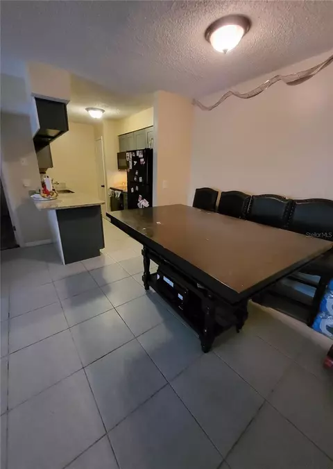 211 Thorn Tree Pl #0, Brandon, FL 33510