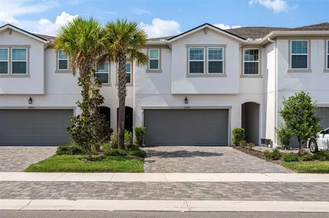 19441 Blue Pond Dr, Lutz, FL 33558