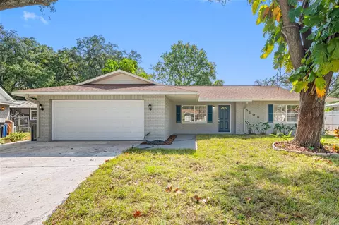 5105 Presidential St, Seffner, FL 33584