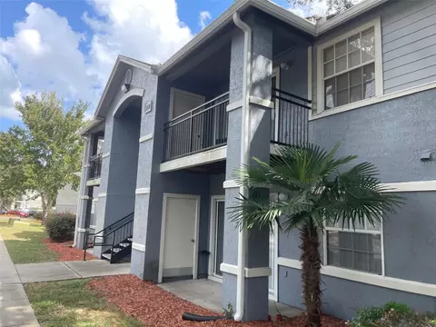 3705 SW 27th St #313, Gainesville, FL 32608