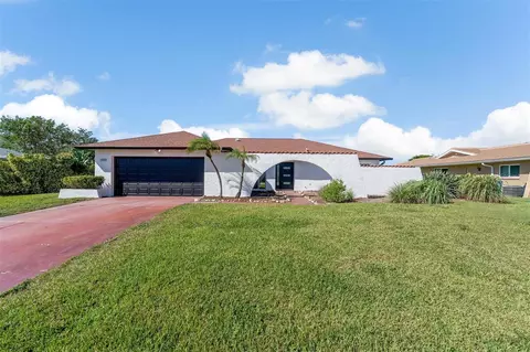 1210 68th St W, Bradenton, FL 34209