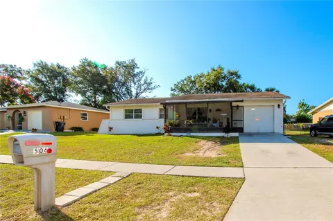 506 Falkirk Ave, Valrico, FL 33594
