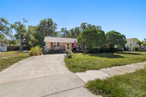 1012 65th Ave W, Bradenton, FL 34207