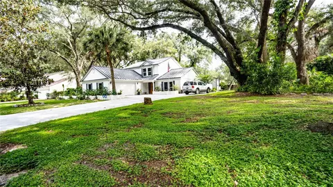 308 Bryan Oak Ave, Brandon, FL 33511