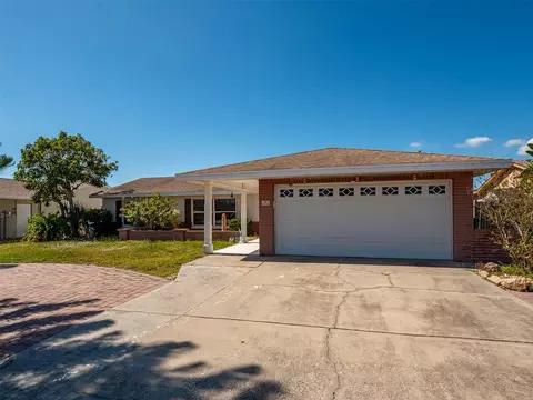 6518 Solitaire Palm Way, Apollo Beach, FL 33572