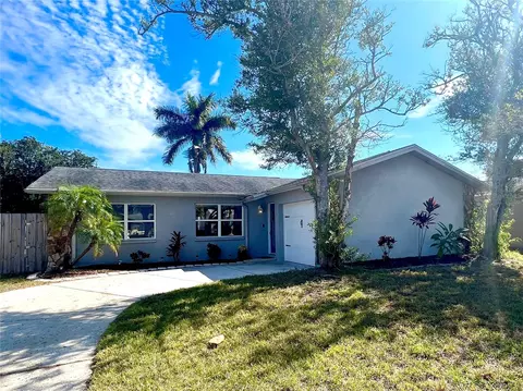 1445 Windmoor Dr, Dunedin, FL 34698