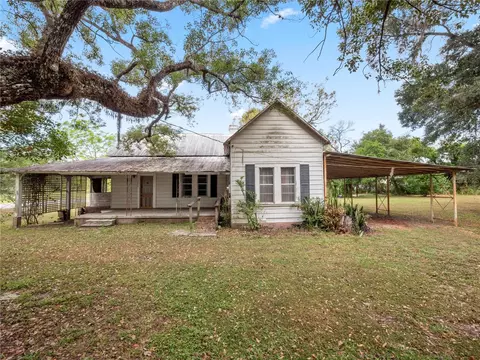 6106 Pine Ave NW, Lakeland, FL 33810