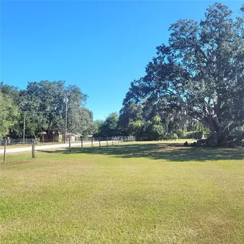 Gavin Road, Dover, FL 33527