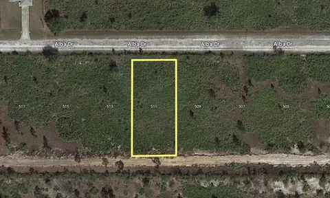 511 Alba Dr, Indian Lake Estates, FL 33855