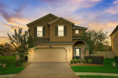 18715 Deer Tracks Loop, Lutz, FL 33558
