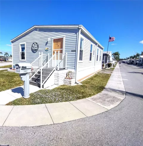 82296 1st Ave N #296, Pinellas Park, FL 33781