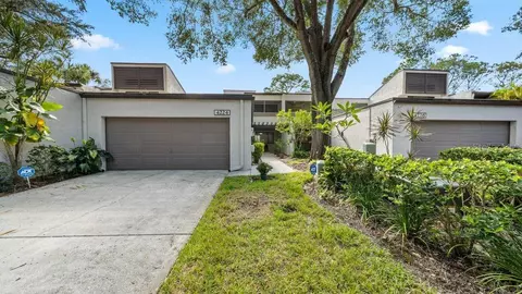 4224 Fairway Run, Tampa, FL 33618