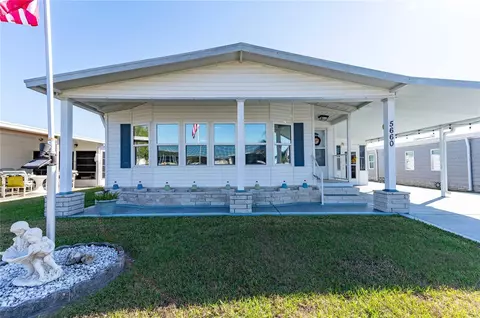 5660 Arrowhead Dr, Zephyrhills, FL 33542
