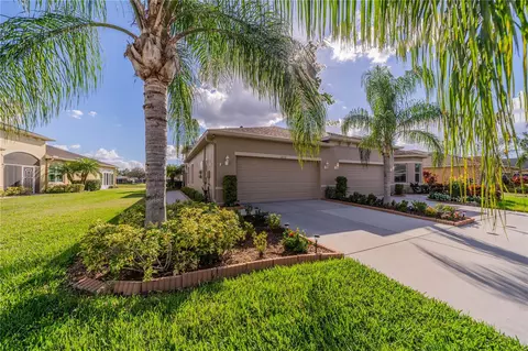 2232 Nottingham Greens Dr #2232, Sun City Center, FL 33573