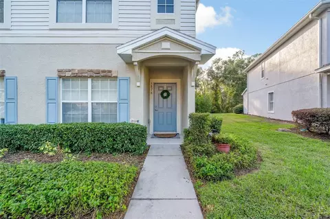 5876 Fishhawk Ridge Dr, Lithia, FL 33547