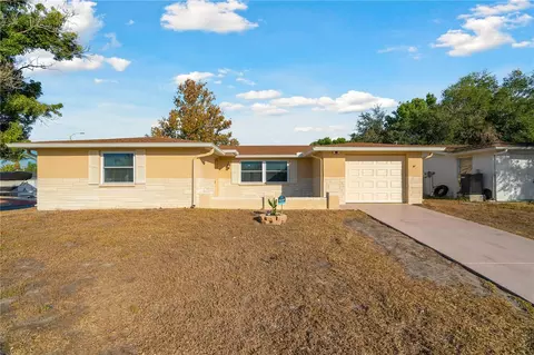 11040 Tamarix Ave, Port Richey, FL 34668