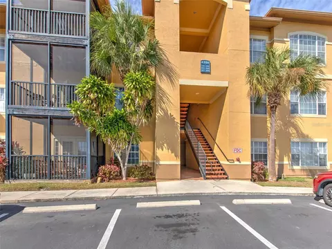 4306 Bayside Village Dr #203, Tampa, FL 33615