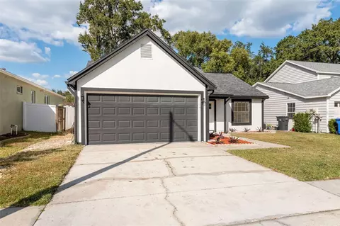 618 Breezeway Ct, Brandon, FL 33511