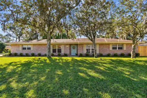 211 Shore Loop, Winter Haven, FL 33884