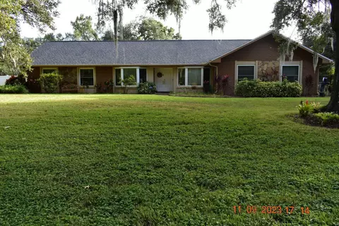 811 Arrowhead Ln, Brandon, FL 33511