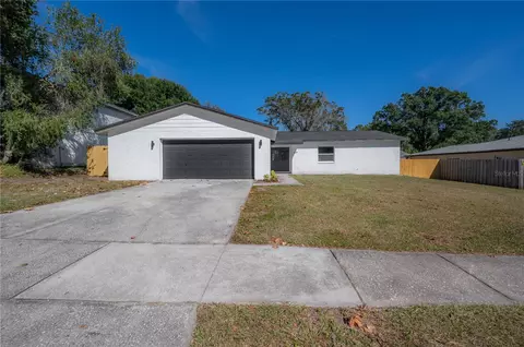 605 Hillpine Way, Brandon, FL 33510