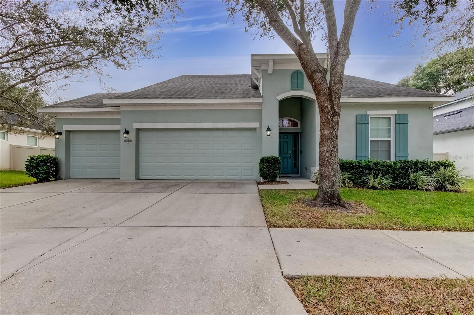 308 Montara Dr, Seffner, FL 33584 photo 1