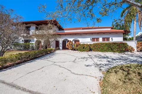 7106 Pelican Island Dr, Tampa, FL 33634