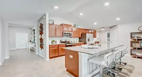 5079 Eagle Rock Dr, Wimauma, FL 33598 photo 3