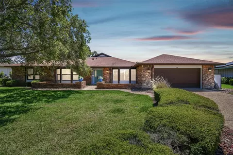 3117 Lakeside Cir, Parrish, FL 34219