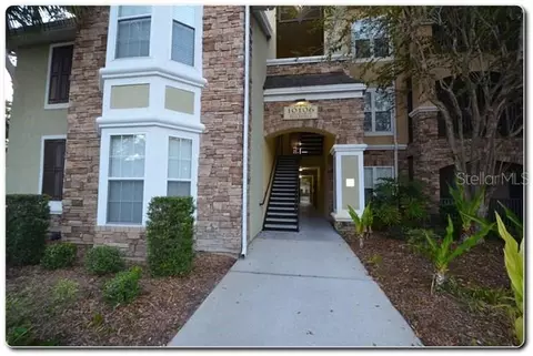 10106 Courtney Oaks Cir #201, Tampa, FL 33619