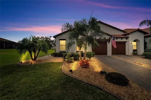 5325 Stoic Vale Dr, Wimauma, FL 33598