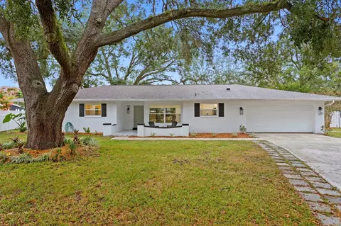 2556 Lake Ellen Cir, Tampa, FL 33618