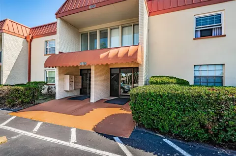 10365 Paradise Blvd #3, Treasure Island, FL 33706