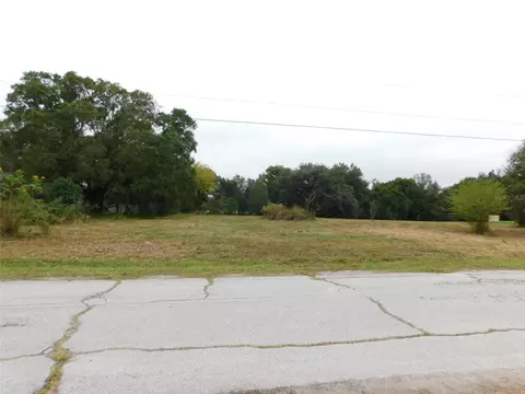 Fox Ridge Boulevard, Zephyrhills, FL 33543