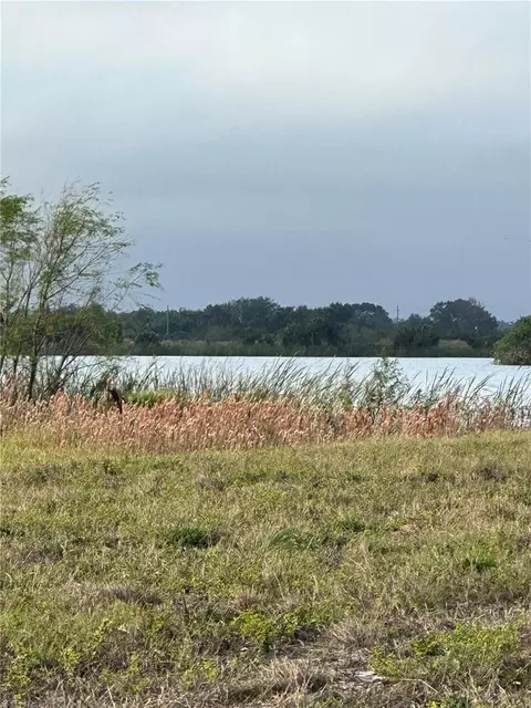 000 Gulf City Rd, Ruskin, FL 33570