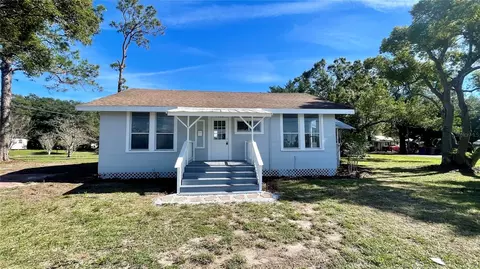 1000 NE 5th St, Mulberry, FL 33860
