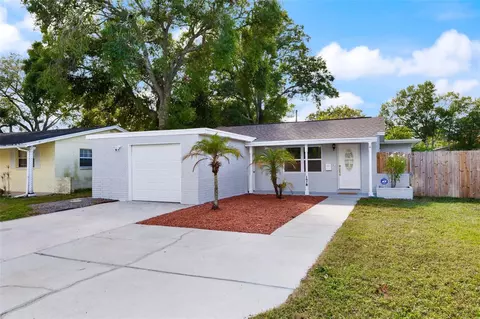 174 SW Lincoln Cir N, Saint Petersburg, FL 33703
